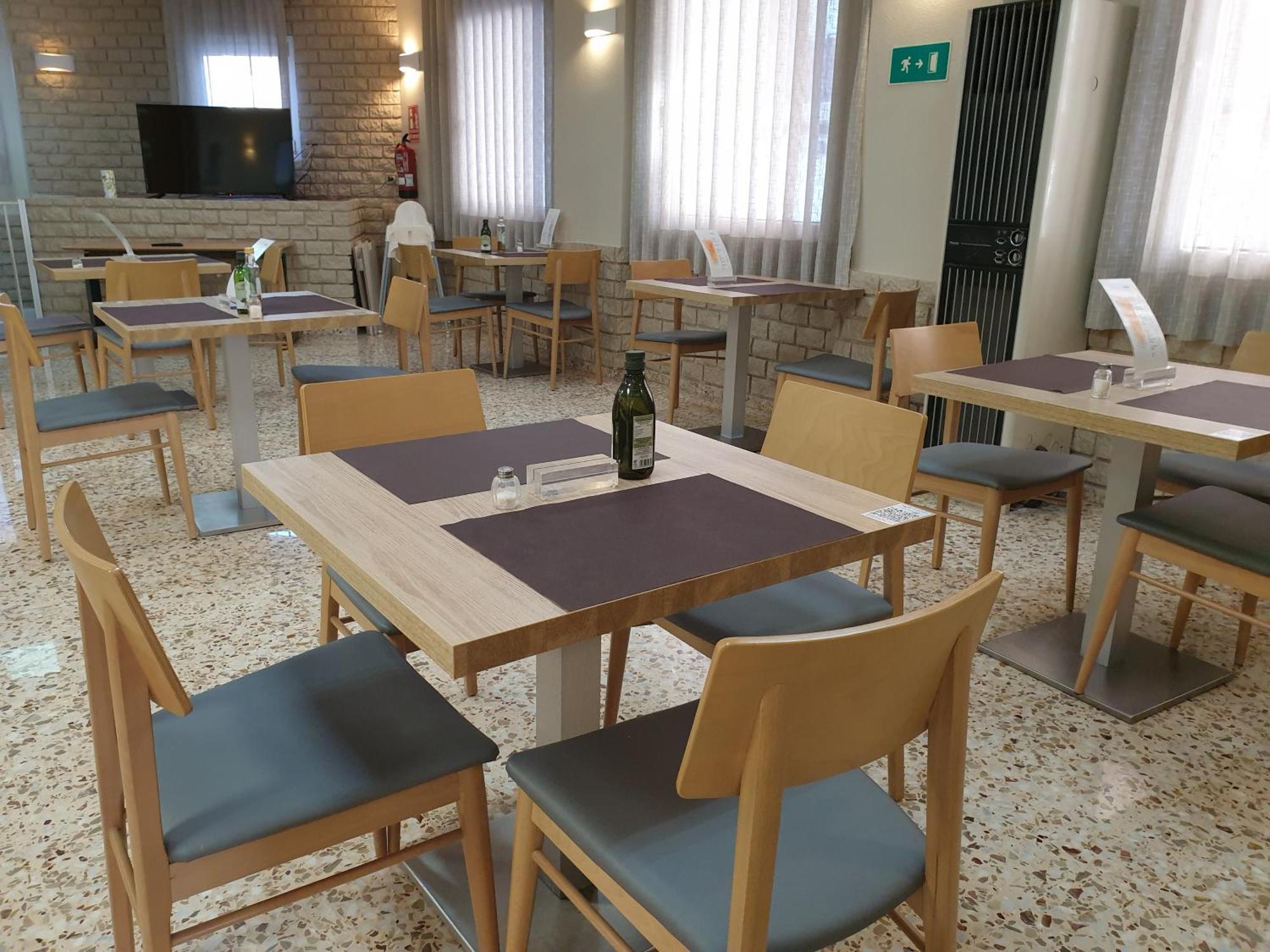 Hostal Moreno スィーヤ エクステリア 写真