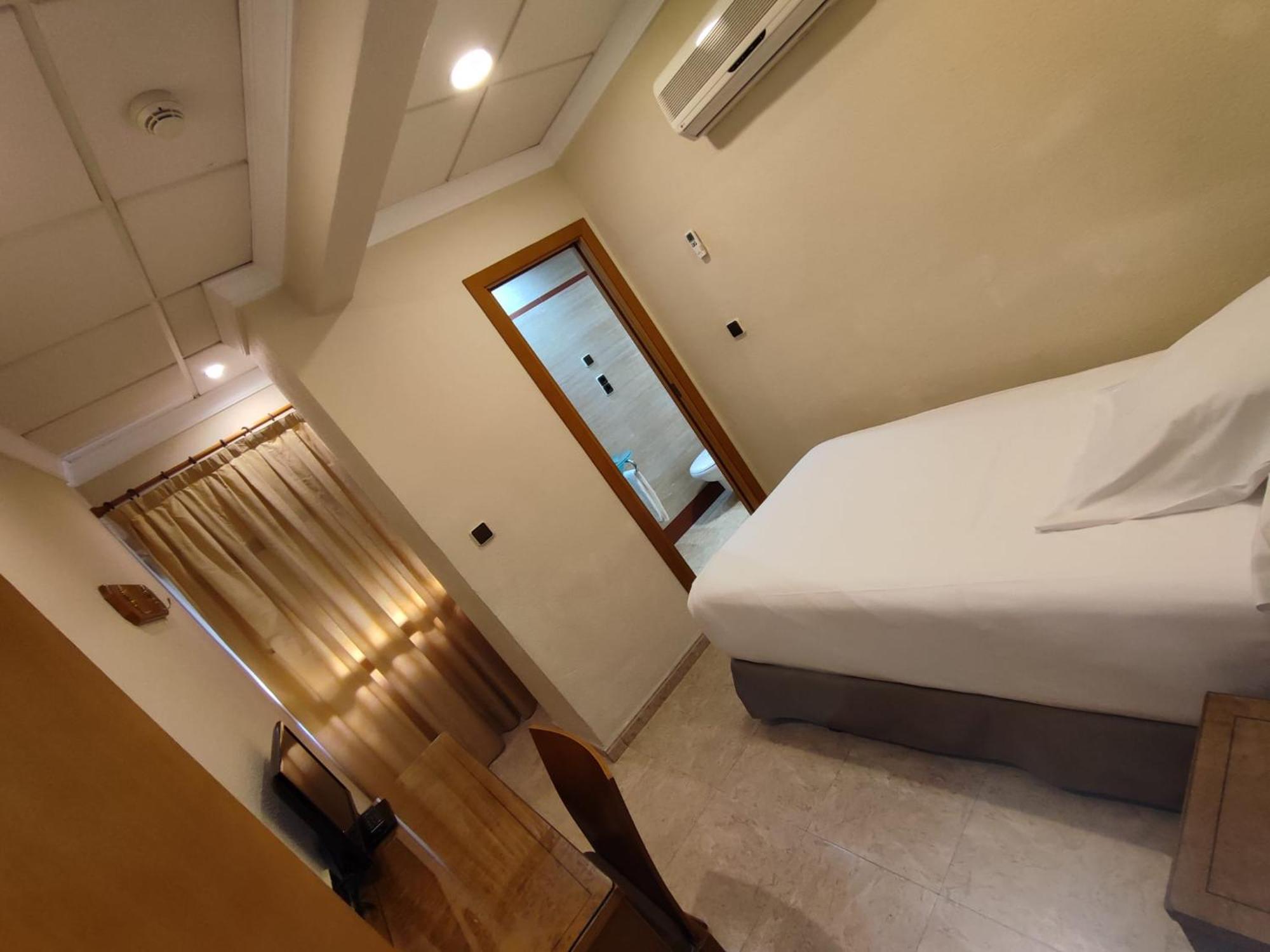Hostal Moreno スィーヤ エクステリア 写真